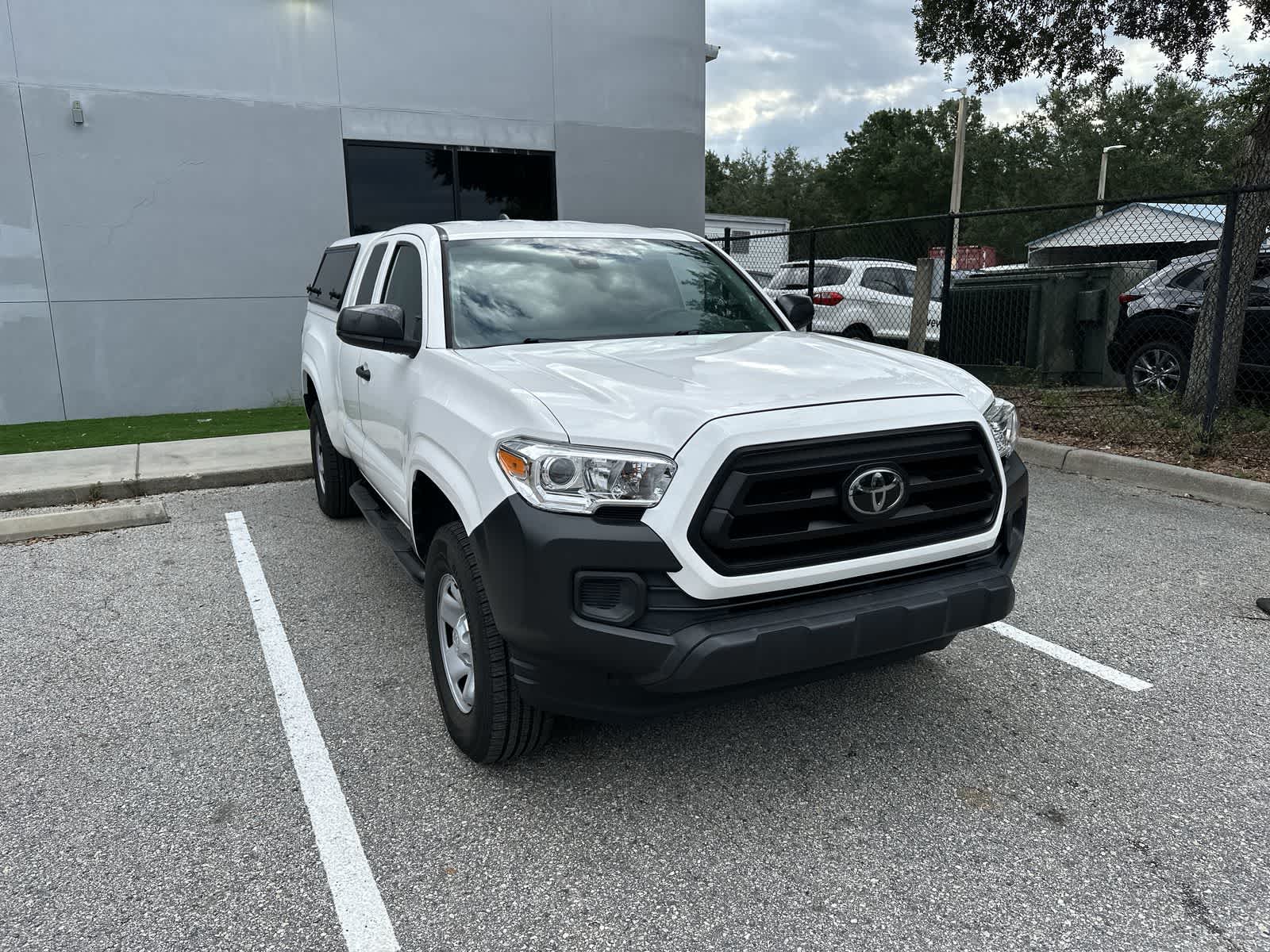 Thumbnail: 2022 Toyota Tacoma - 10