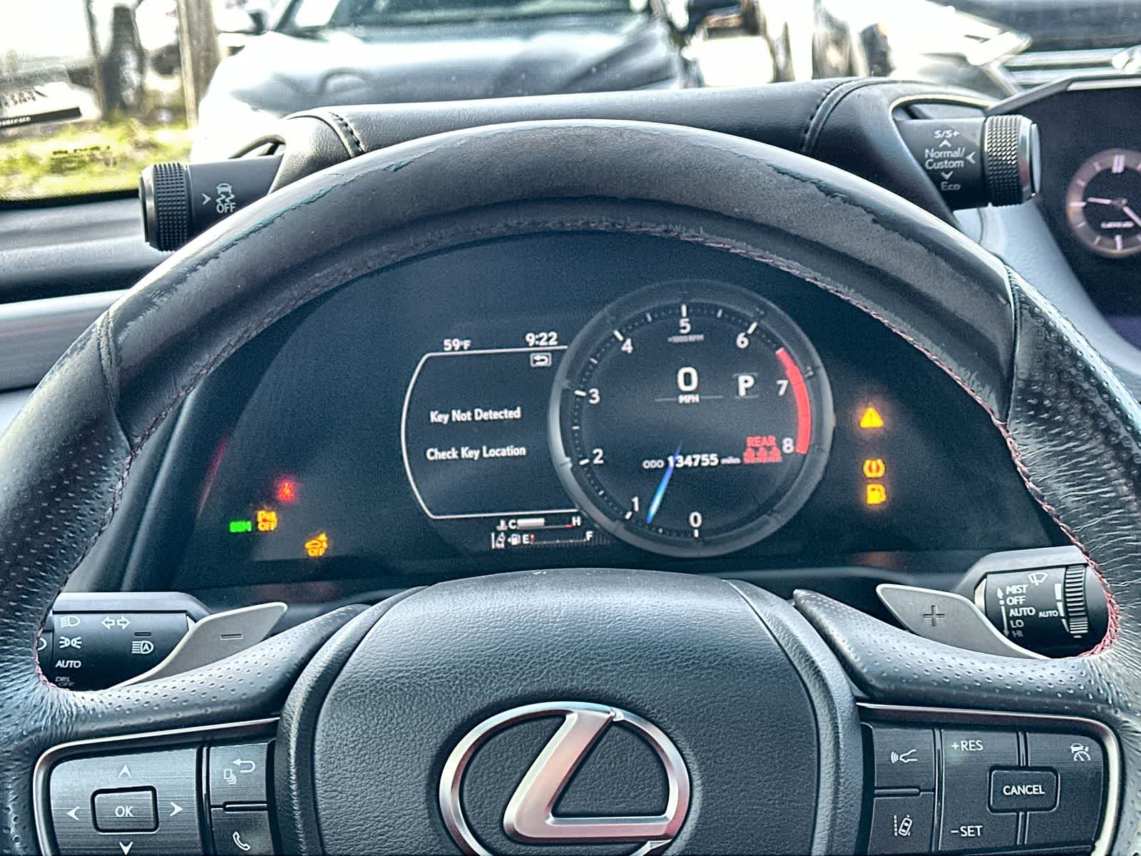 Thumbnail: 2020 Lexus ES - 18