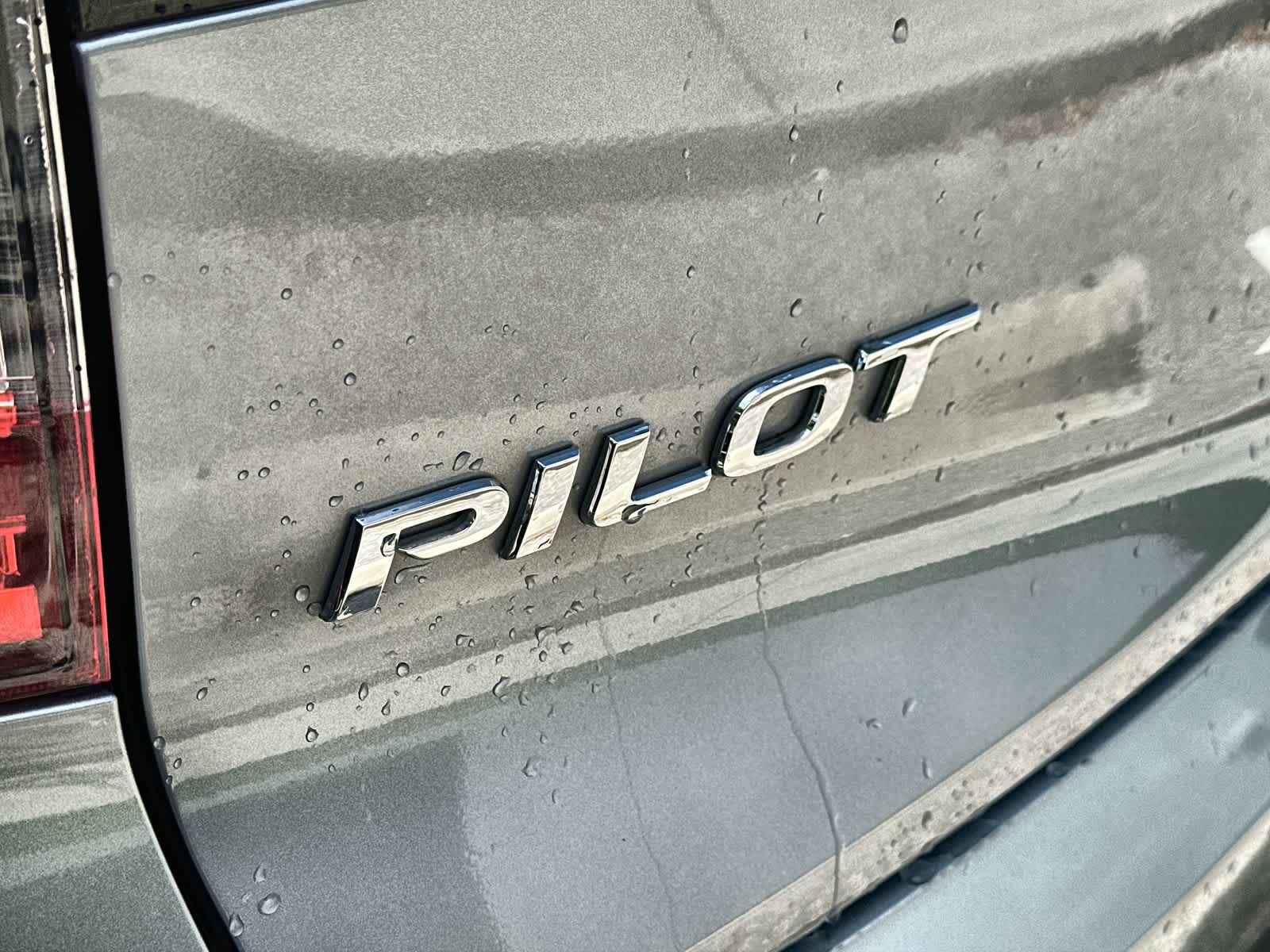 Thumbnail: 2020 Honda Pilot - 15