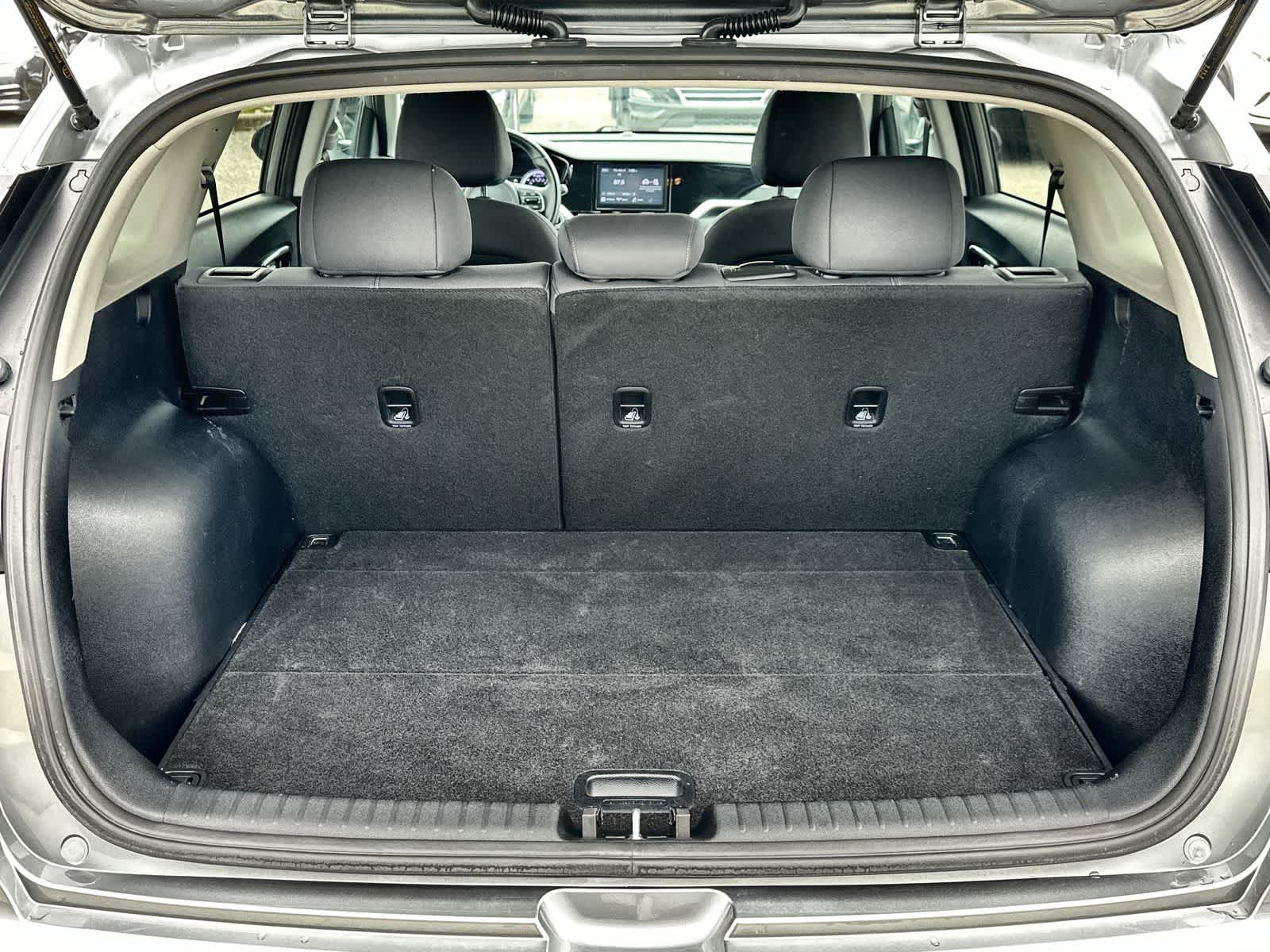 Thumbnail: 2022 Kia Niro - 19