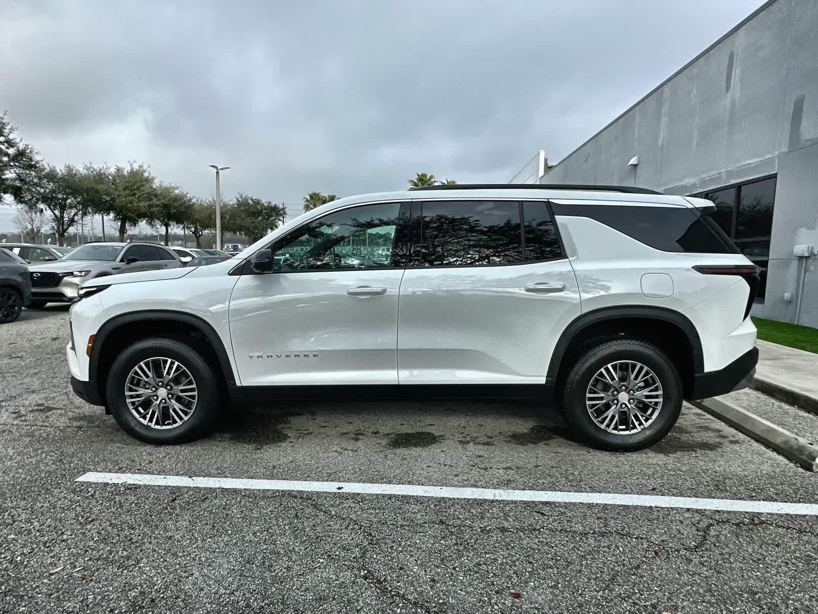 Thumbnail: 2024 Chevrolet Traverse - 5