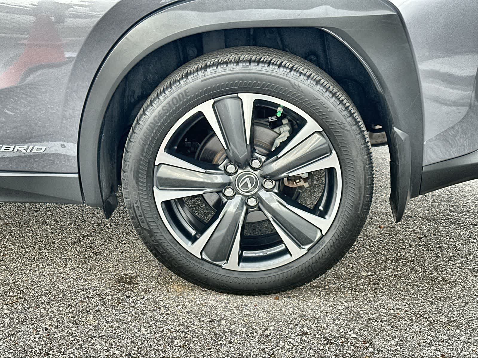 Thumbnail: 2021 Lexus UX - 8