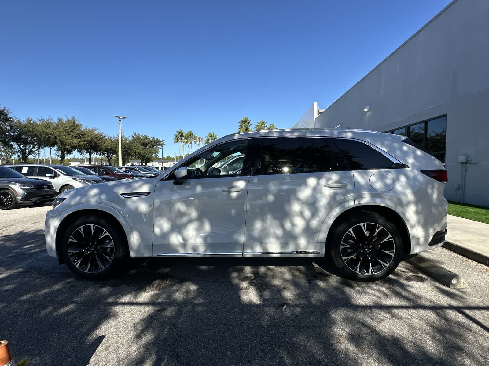 Thumbnail: 2025 Mazda CX-90 - 3