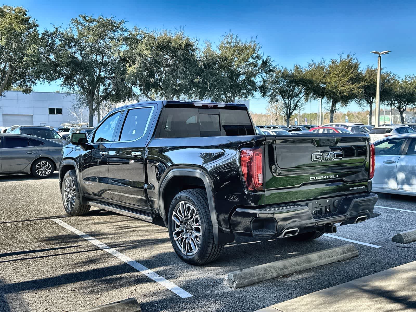 Thumbnail: 2024 GMC Sierra 1500 - 4