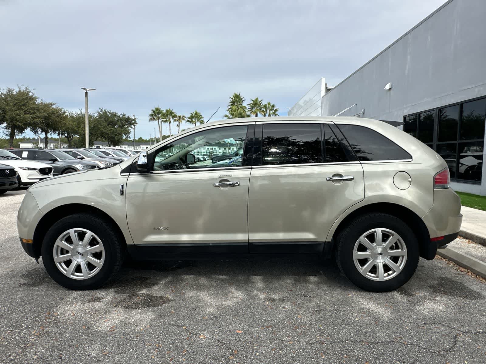 Thumbnail: 2010 Lincoln MKX - 3