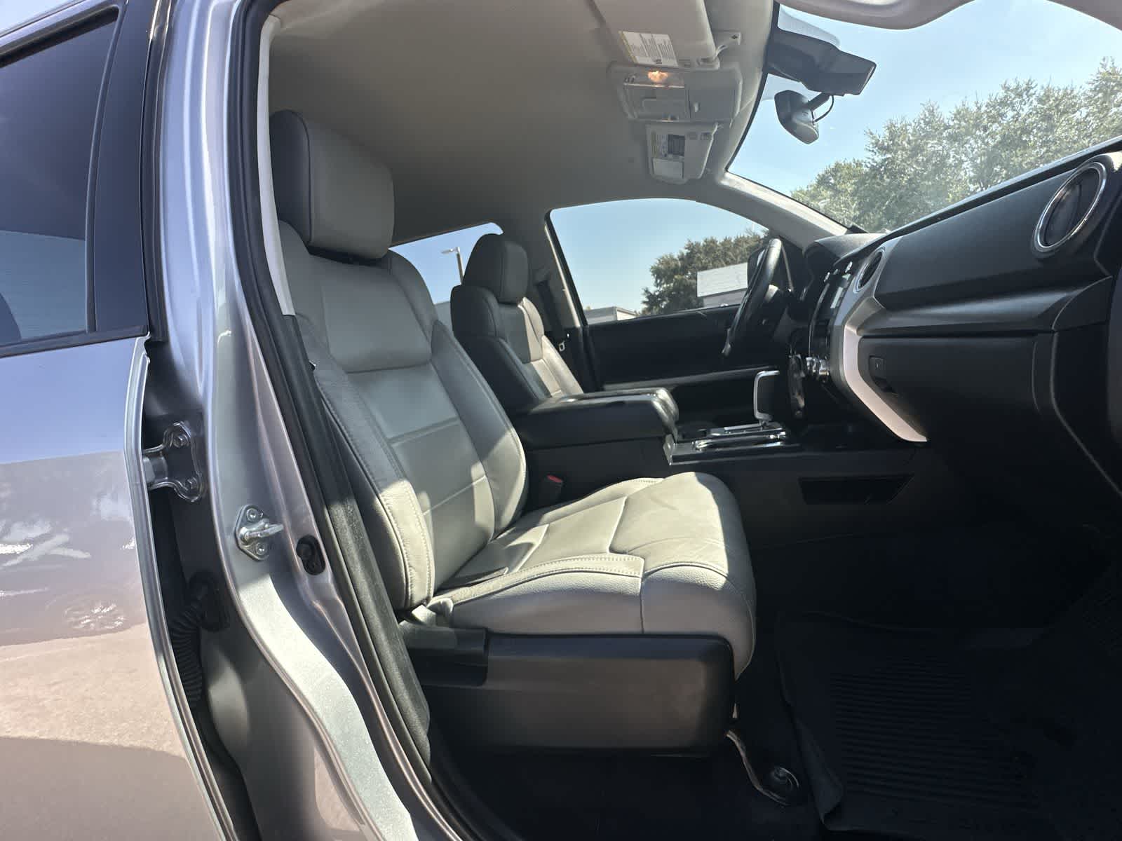 Thumbnail: 2021 Toyota Tundra - 11