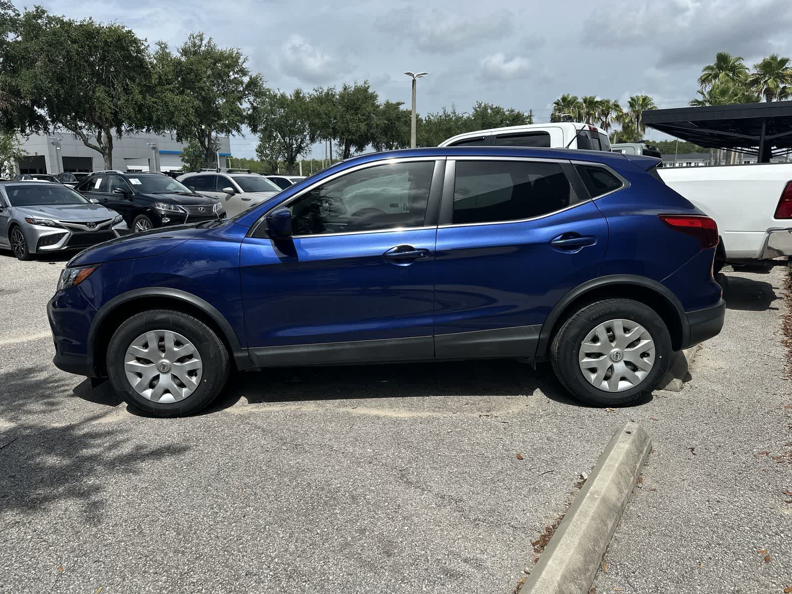 2019 Nissan Rogue Sport S 3