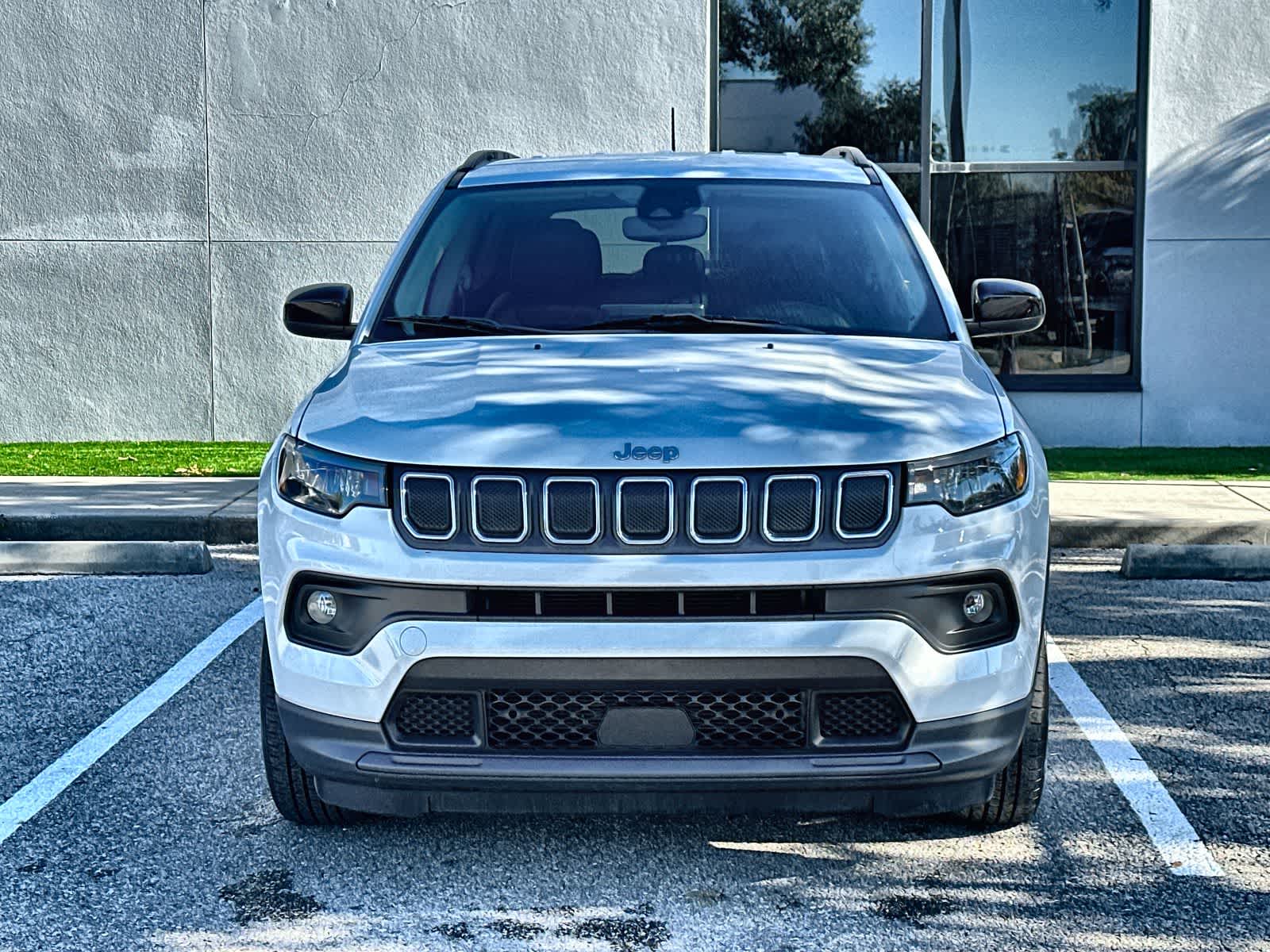 Thumbnail: 2022 Jeep Compass - 6