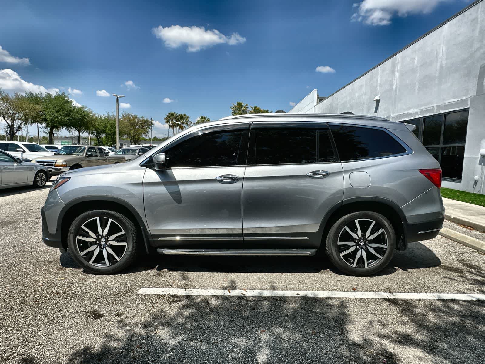 Thumbnail: 2020 Honda Pilot - 6