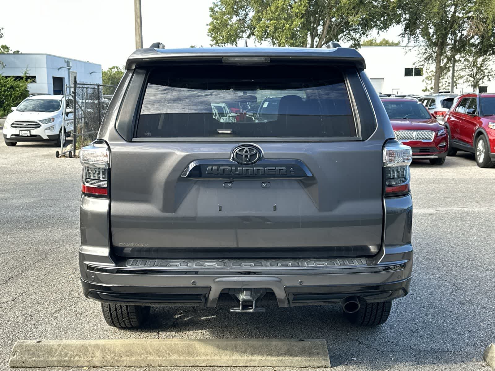 Thumbnail: 2019 Toyota 4Runner - 5