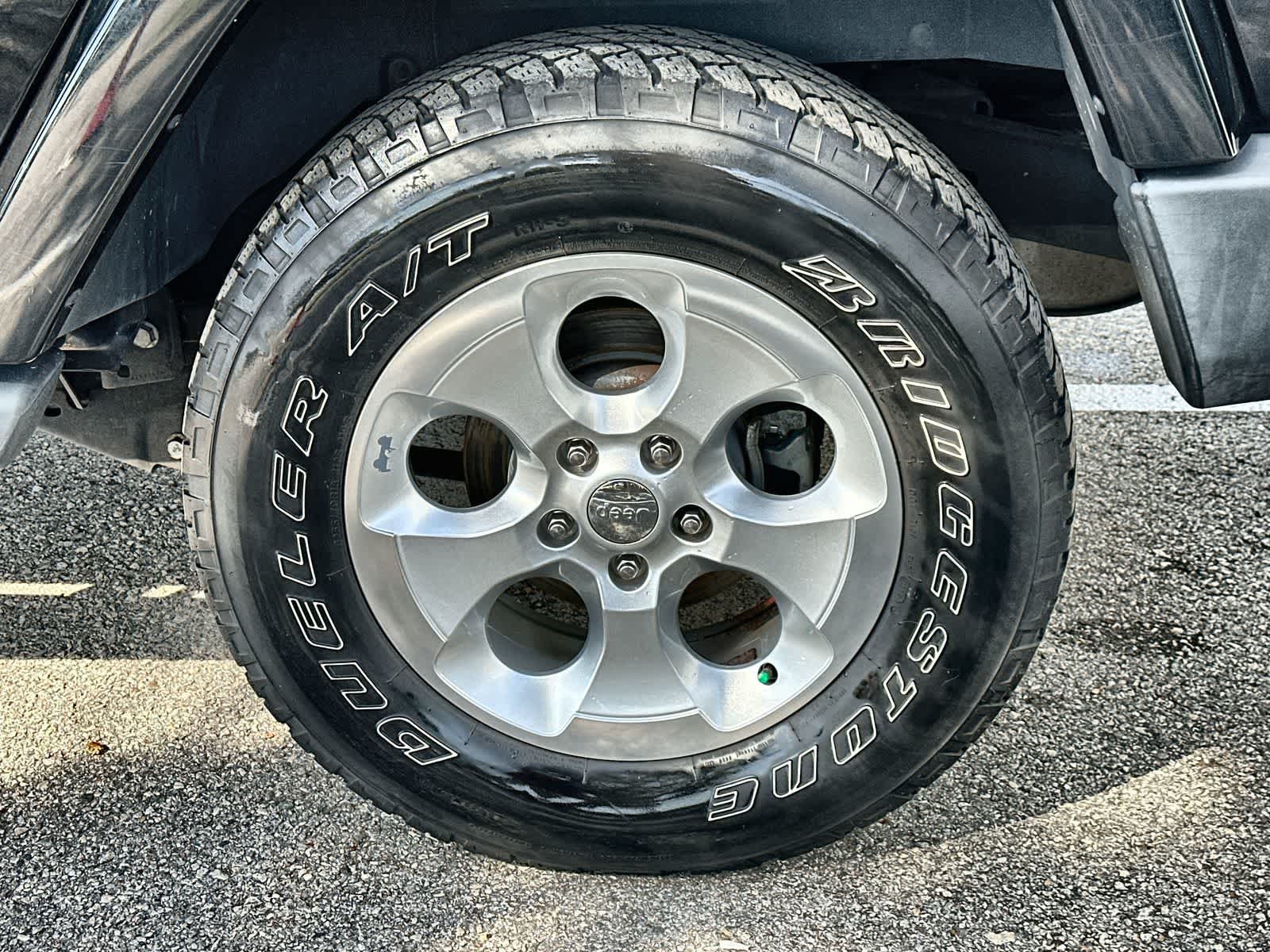 Thumbnail: 2015 Jeep Wrangler - 8