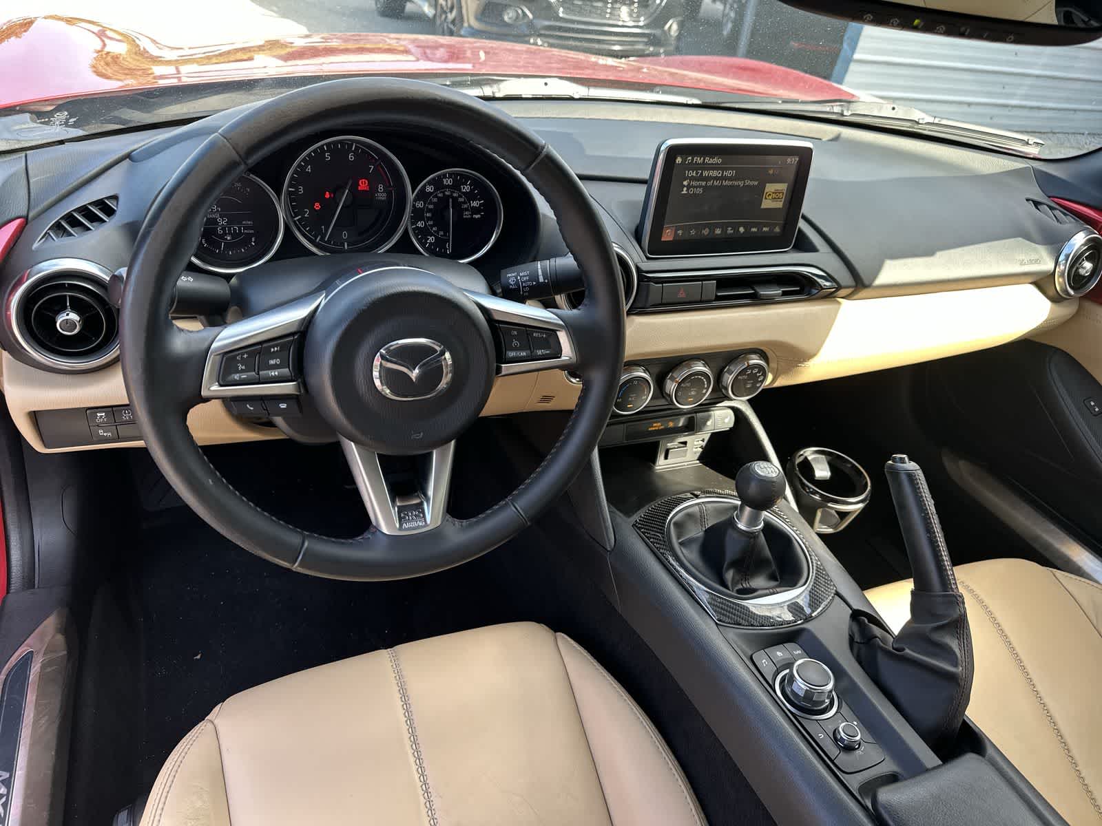 Thumbnail: 2017 Mazda MX-5 Miata - 10