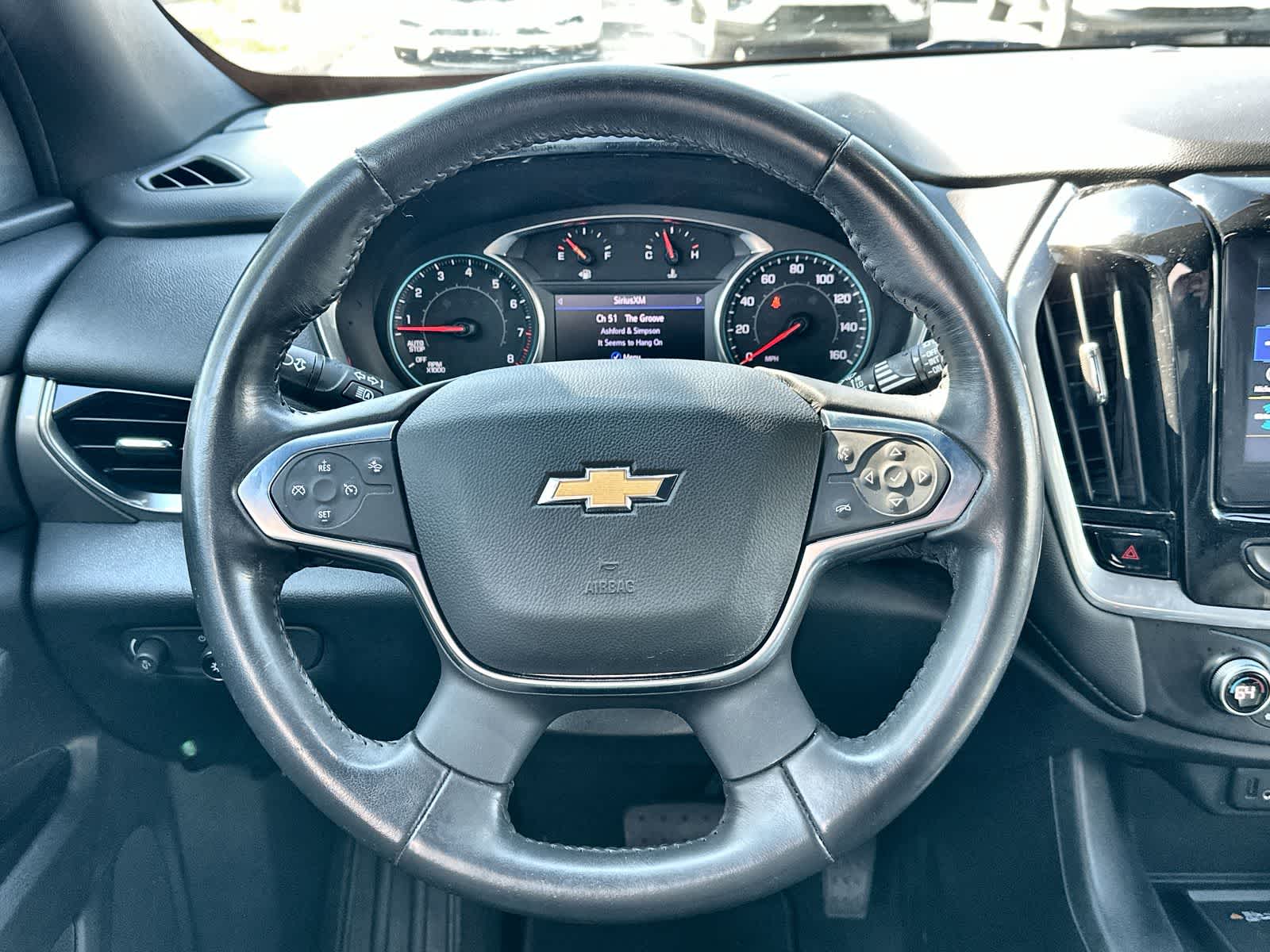 Thumbnail: 2022 Chevrolet Traverse - 15