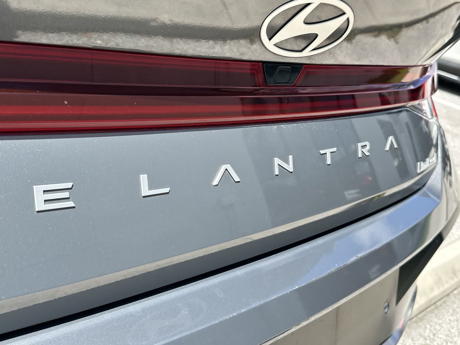 Thumbnail: 2024 Hyundai Elantra - 14