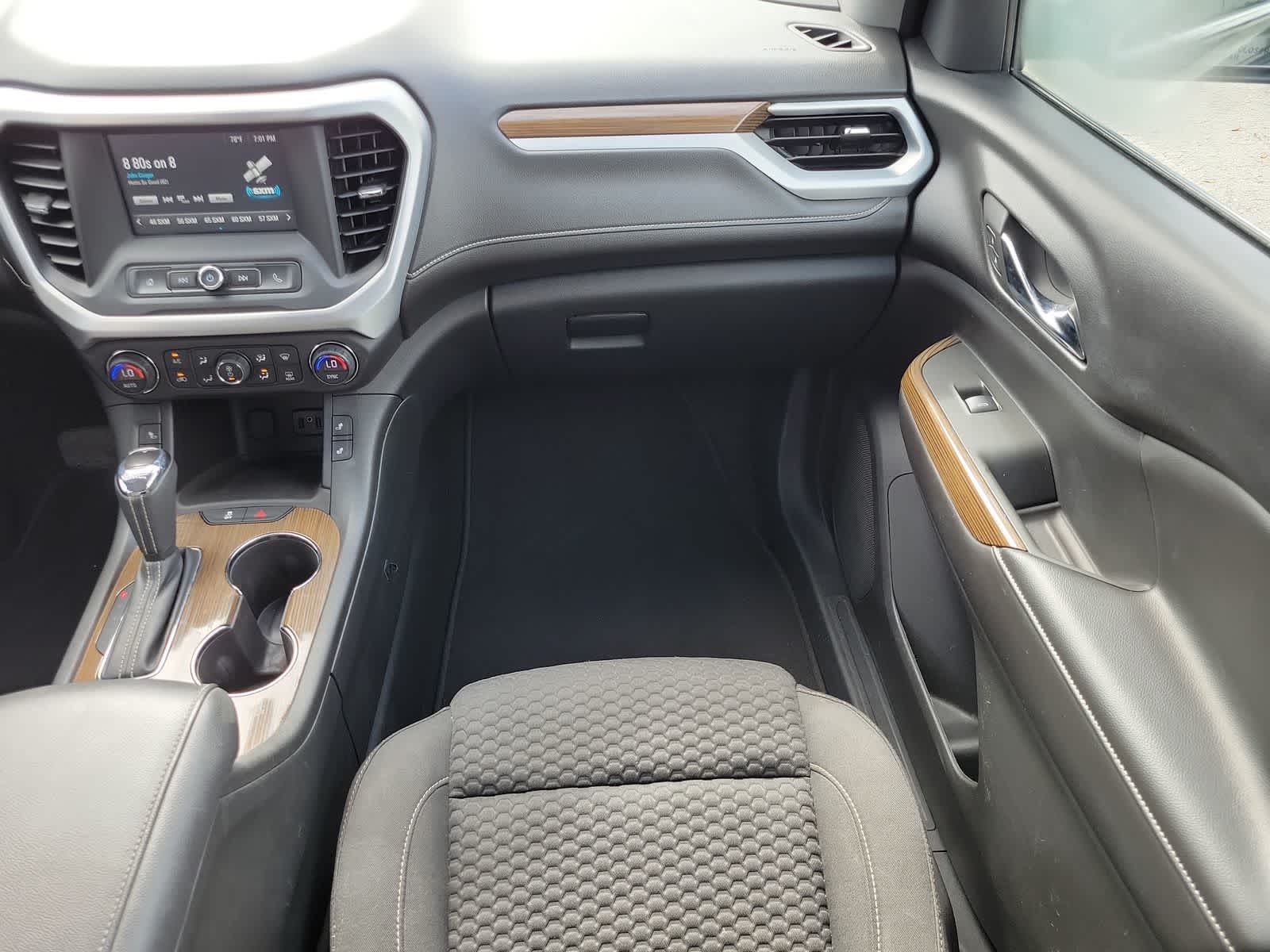 2017 GMC Acadia SLE 12