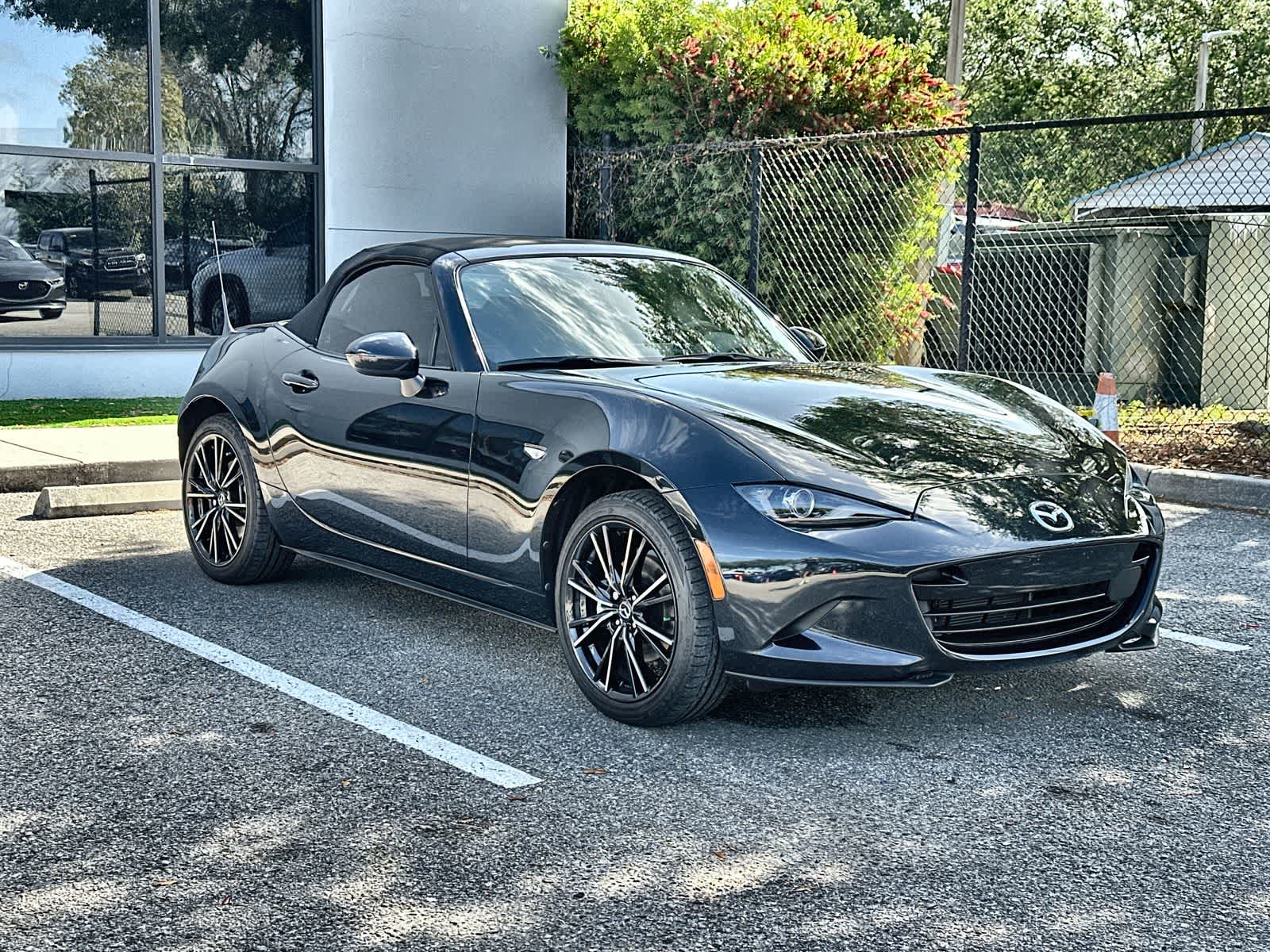 Thumbnail: 2025 Mazda MX-5 Miata - 11