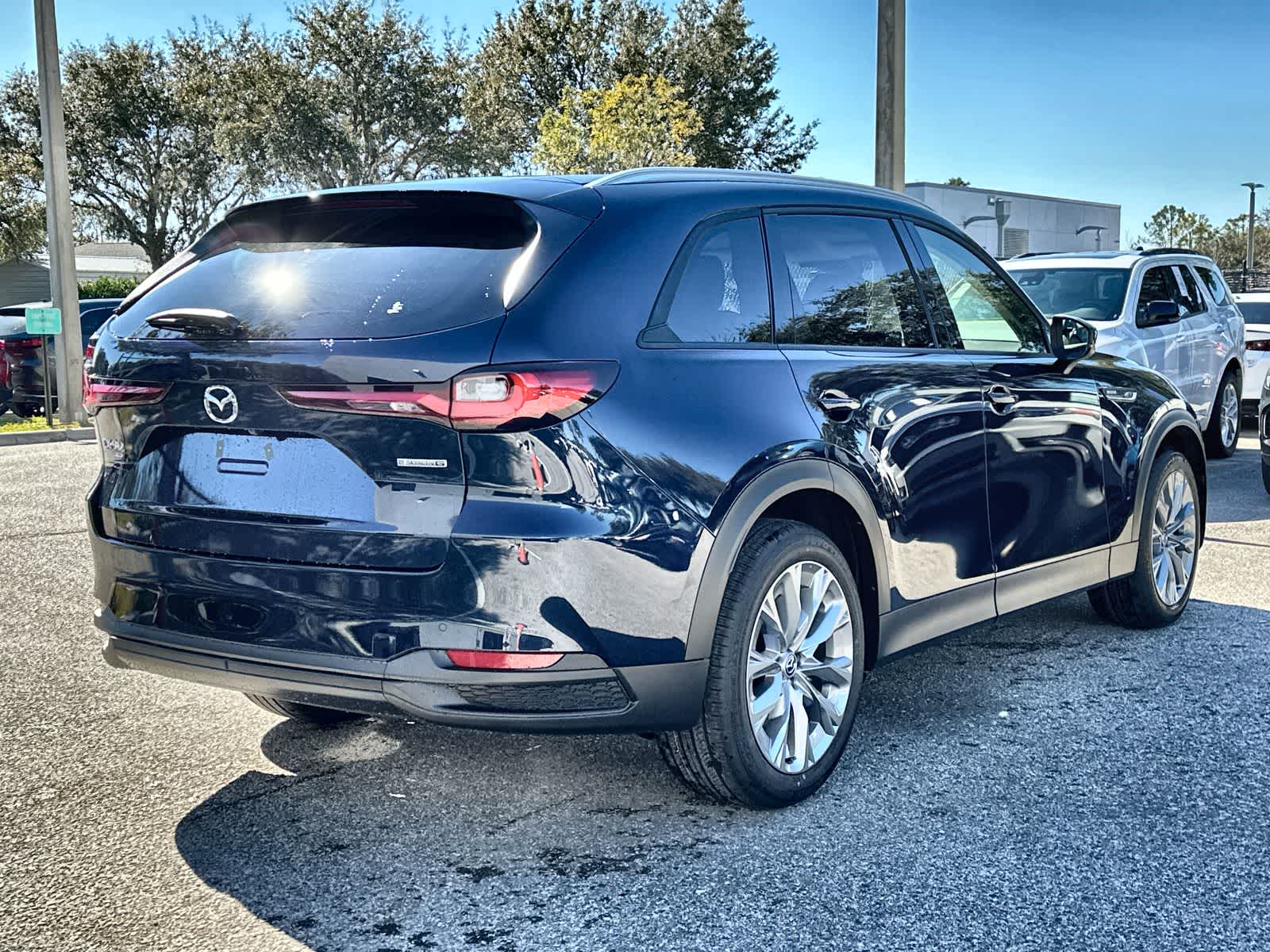 Thumbnail: 2026 Mazda CX-90 - 8