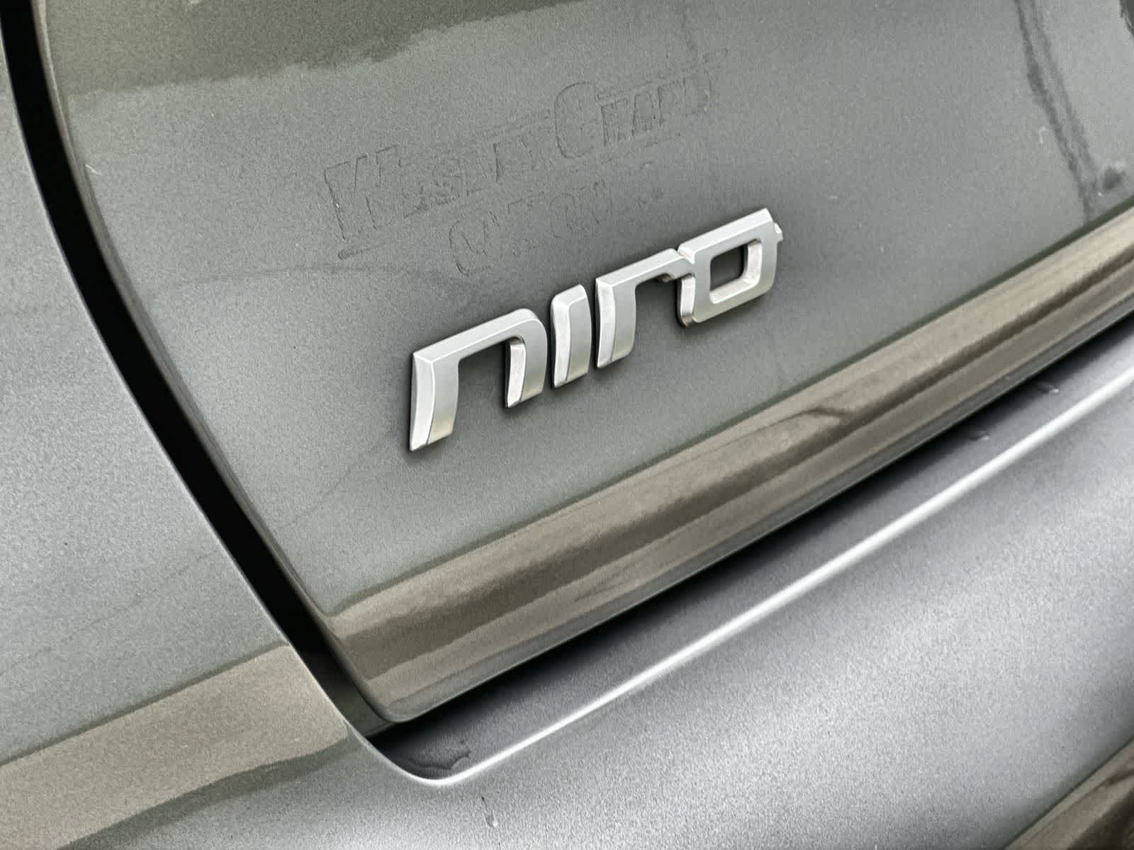 Thumbnail: 2022 Kia Niro - 7