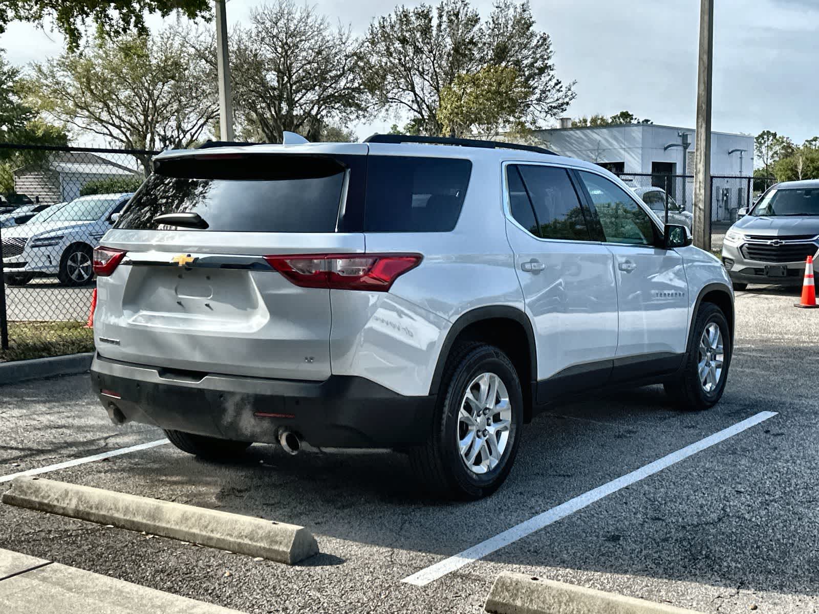 Thumbnail: 2019 Chevrolet Traverse - 8