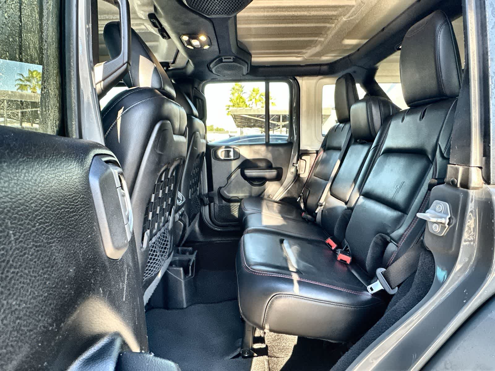 Thumbnail: 2019 Jeep Wrangler - 13