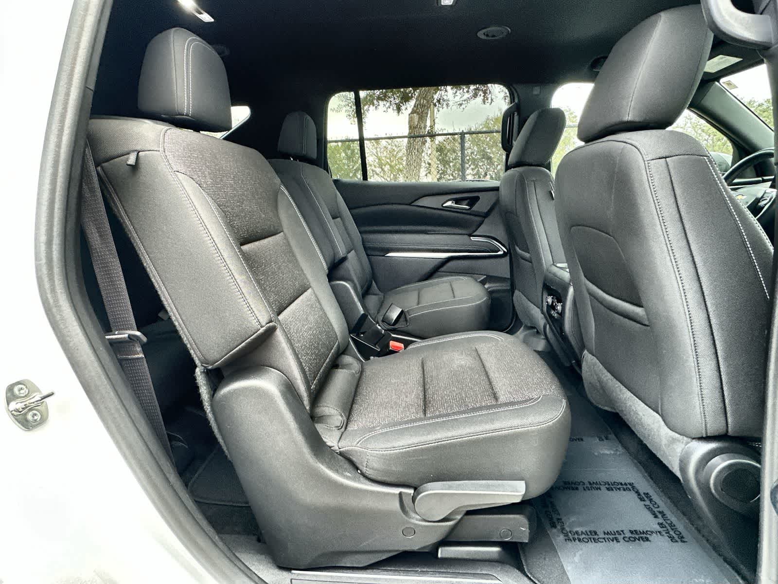 Thumbnail: 2024 Chevrolet Traverse - 19