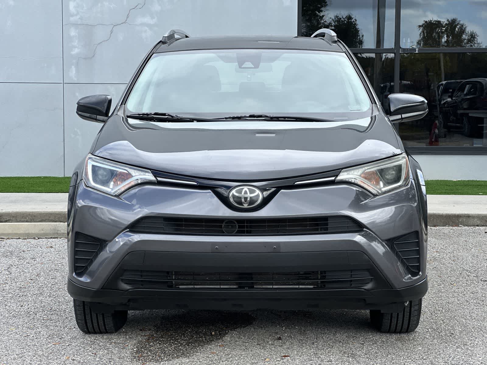 Thumbnail: 2017 Toyota RAV4 - 6