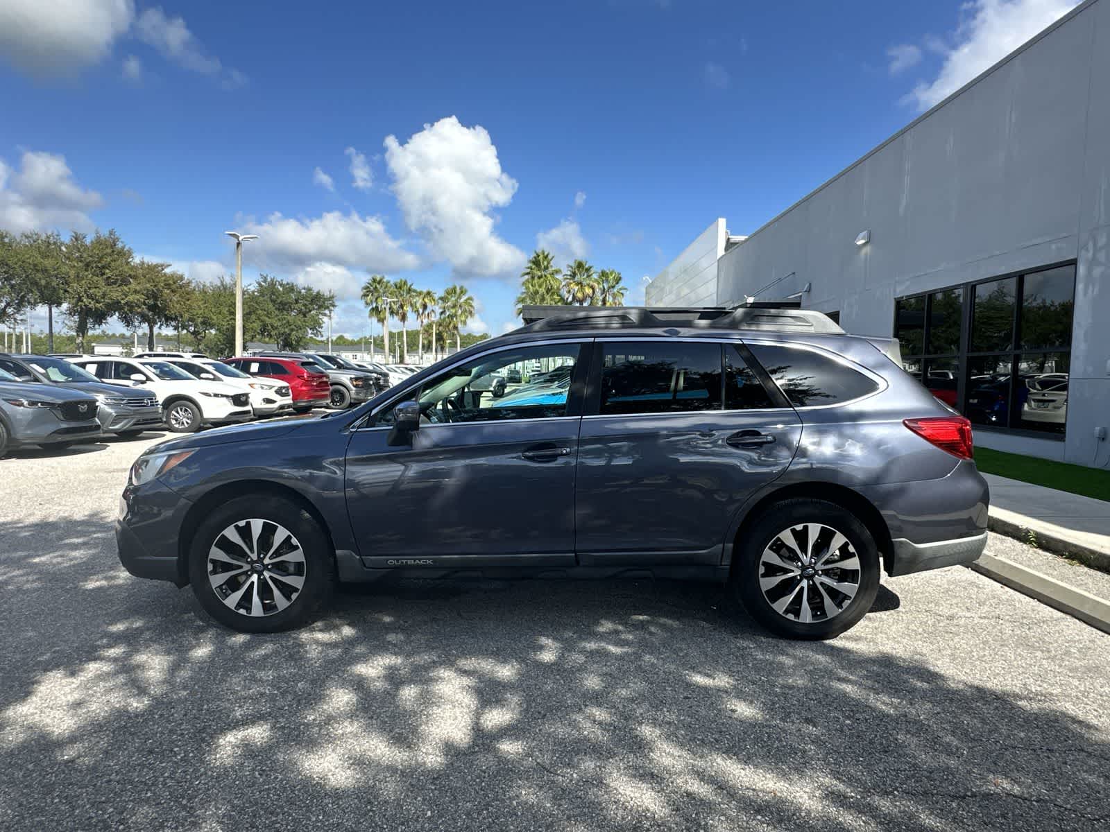 Thumbnail: 2017 Subaru Outback - 3
