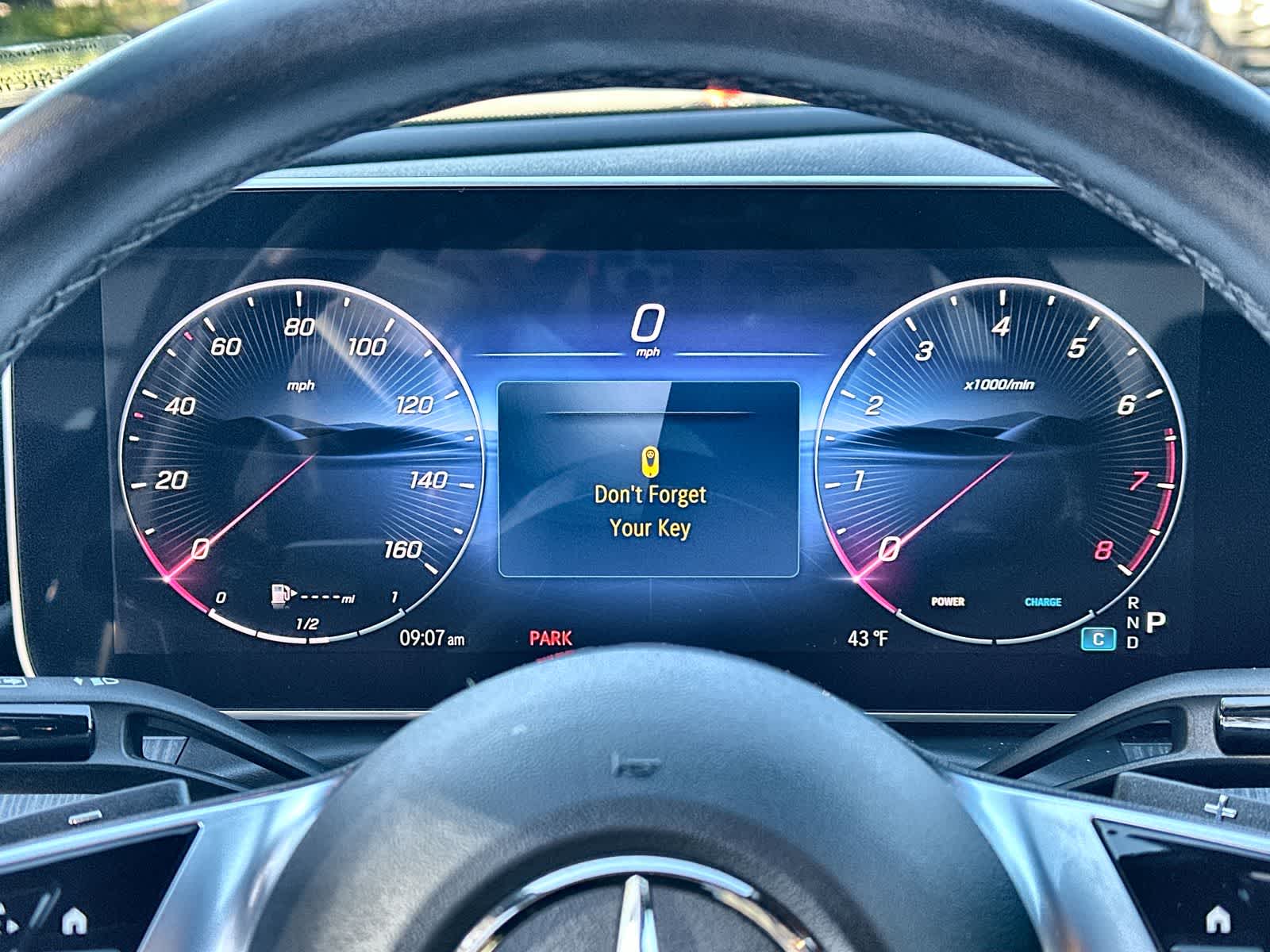 Thumbnail: 2025 Mercedes-Benz C-Class - 18