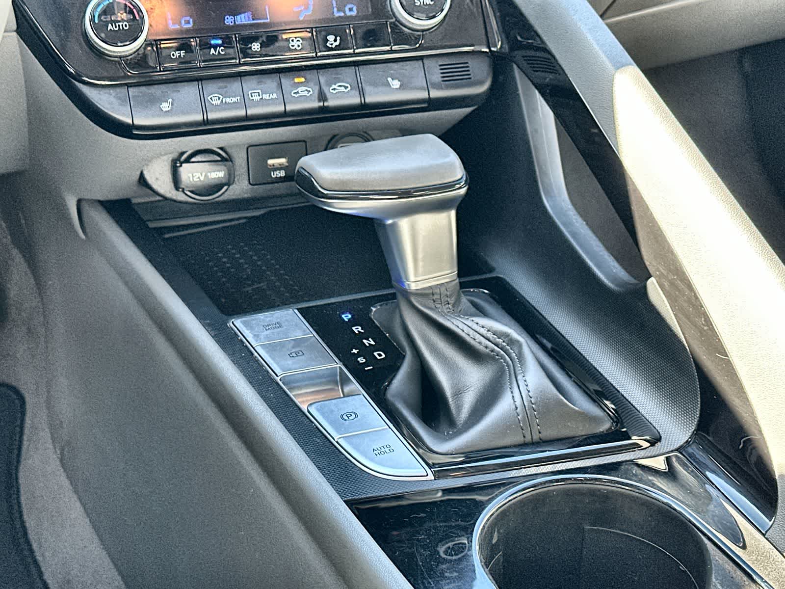 Thumbnail: 2021 Hyundai Elantra - 17