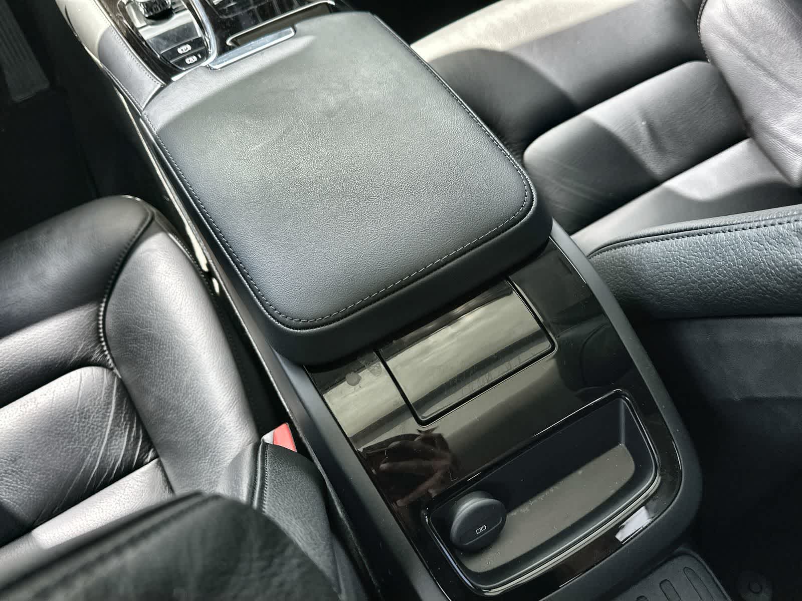 Thumbnail: 2023 Volvo S60 - 22