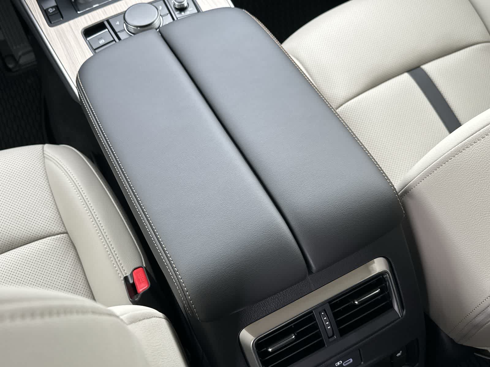 Thumbnail: 2026 Mazda CX-90 - 16