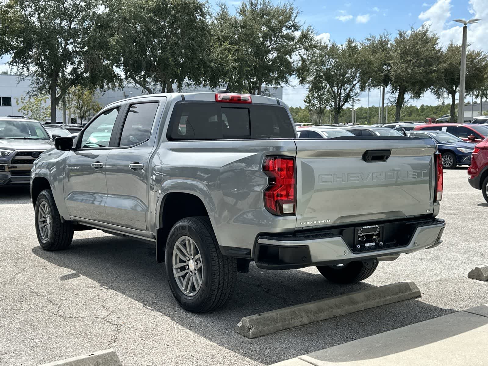 Thumbnail: 2023 Chevrolet Colorado - 4