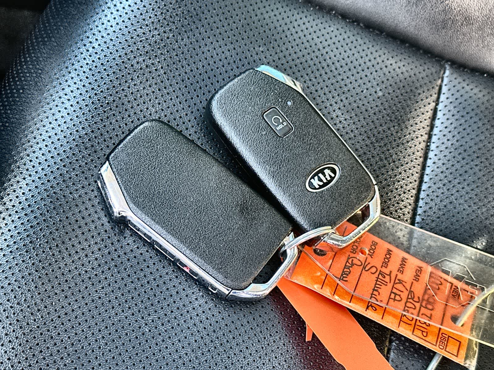 Thumbnail: 2021 Kia Telluride - 26