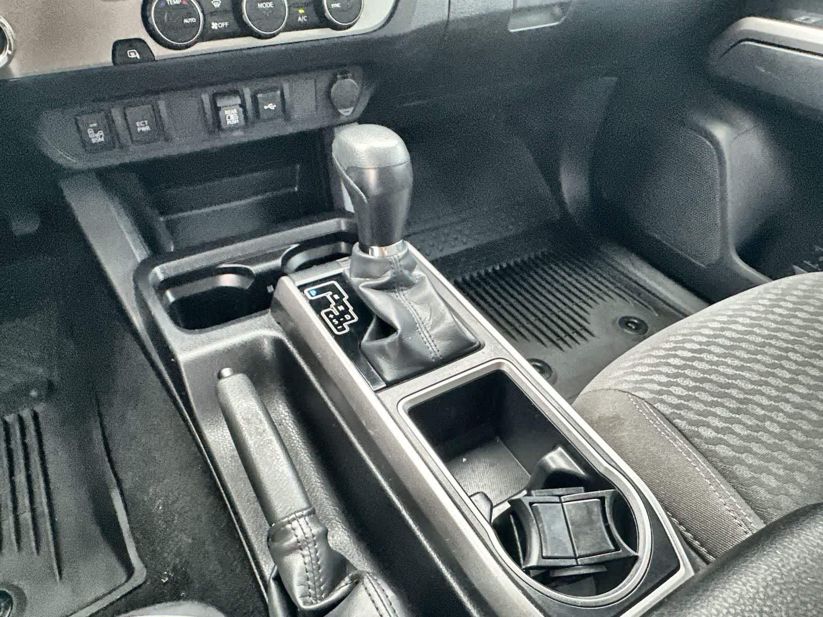 Thumbnail: 2023 Toyota Tacoma - 17