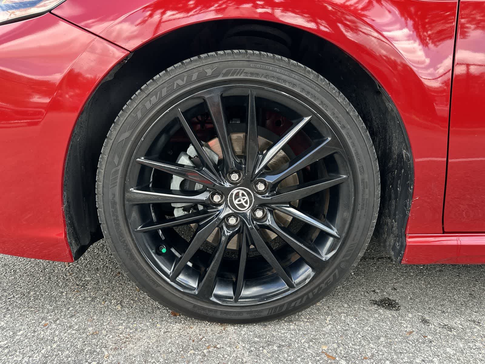 Thumbnail: 2021 Toyota Camry - 14