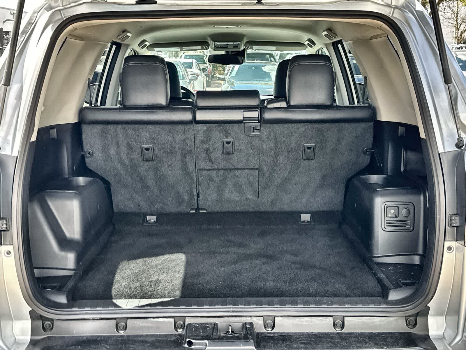 Thumbnail: 2022 Toyota 4Runner - 16