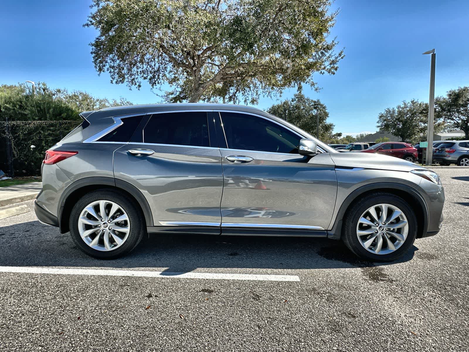 Thumbnail: 2019 INFINITI QX50 - 7