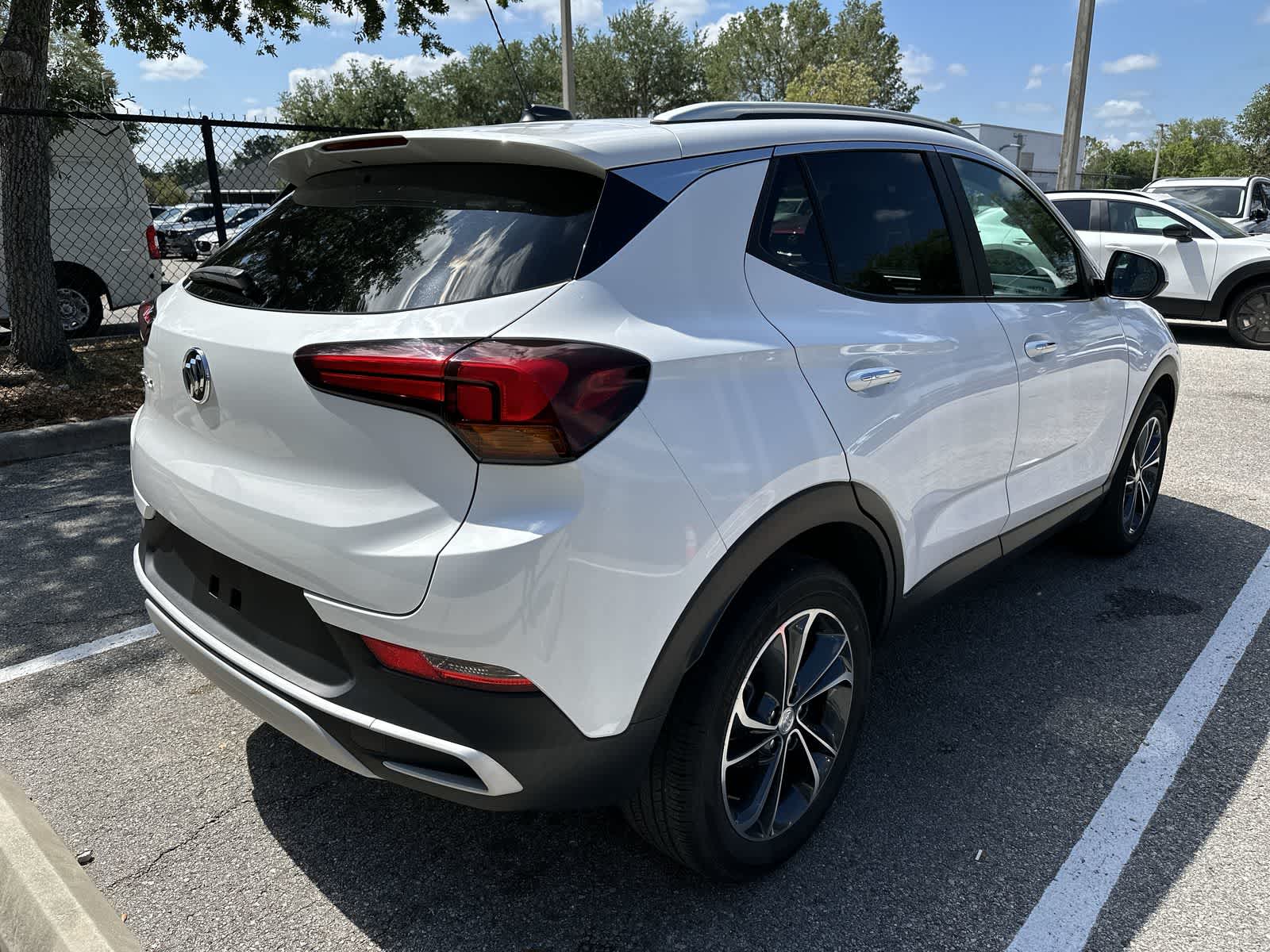Thumbnail: 2023 Buick Encore GX - 8