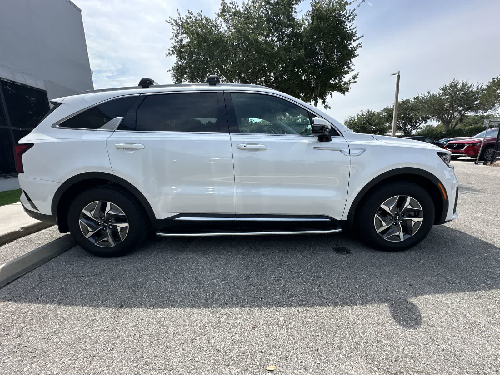 Thumbnail: 2022 Kia Sorento - 10