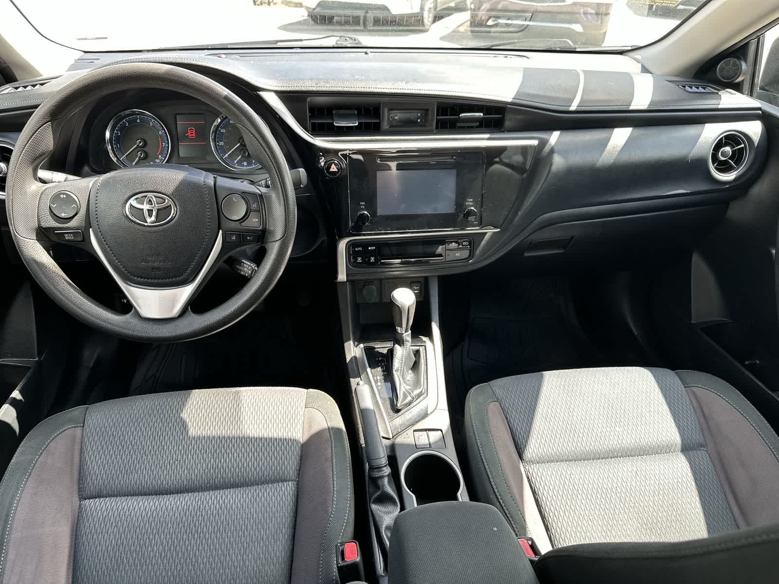 Thumbnail: 2018 Toyota Corolla - 10