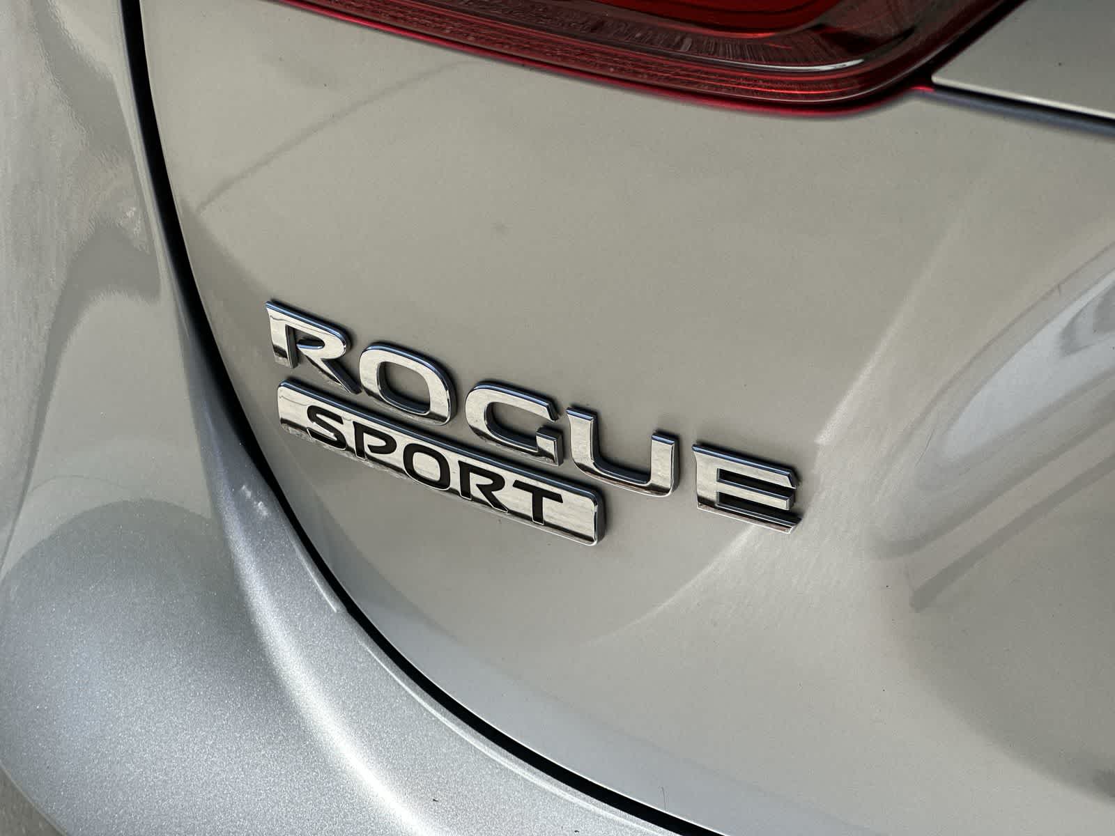 Thumbnail: 2020 Nissan Rogue Sport - 7