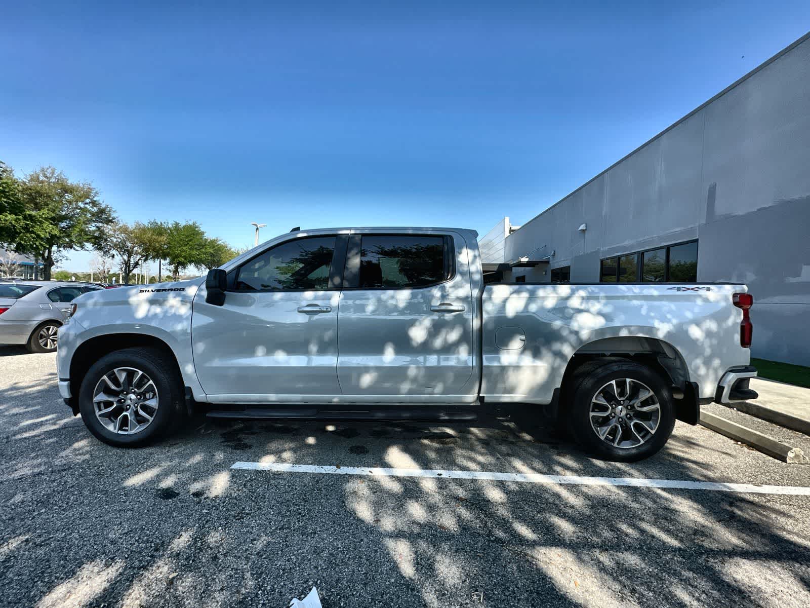 Thumbnail: 2022 Chevrolet Silverado 1500 - 5