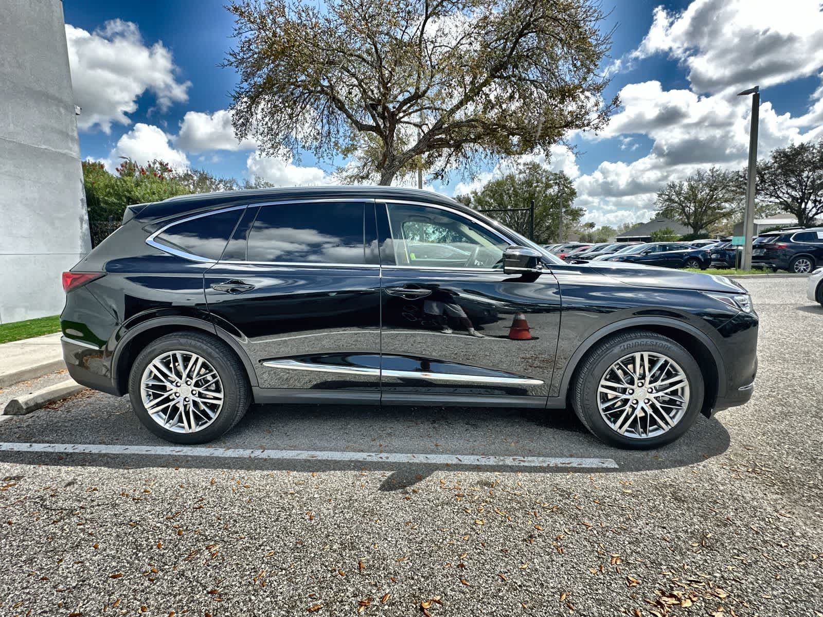 Thumbnail: 2024 Acura MDX - 10