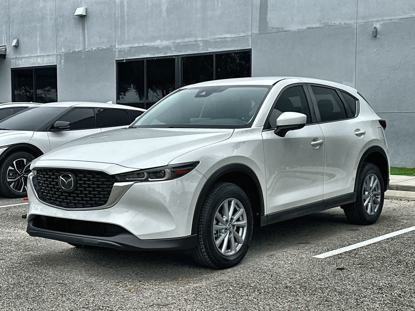 2023 Mazda CX-5 S's photo