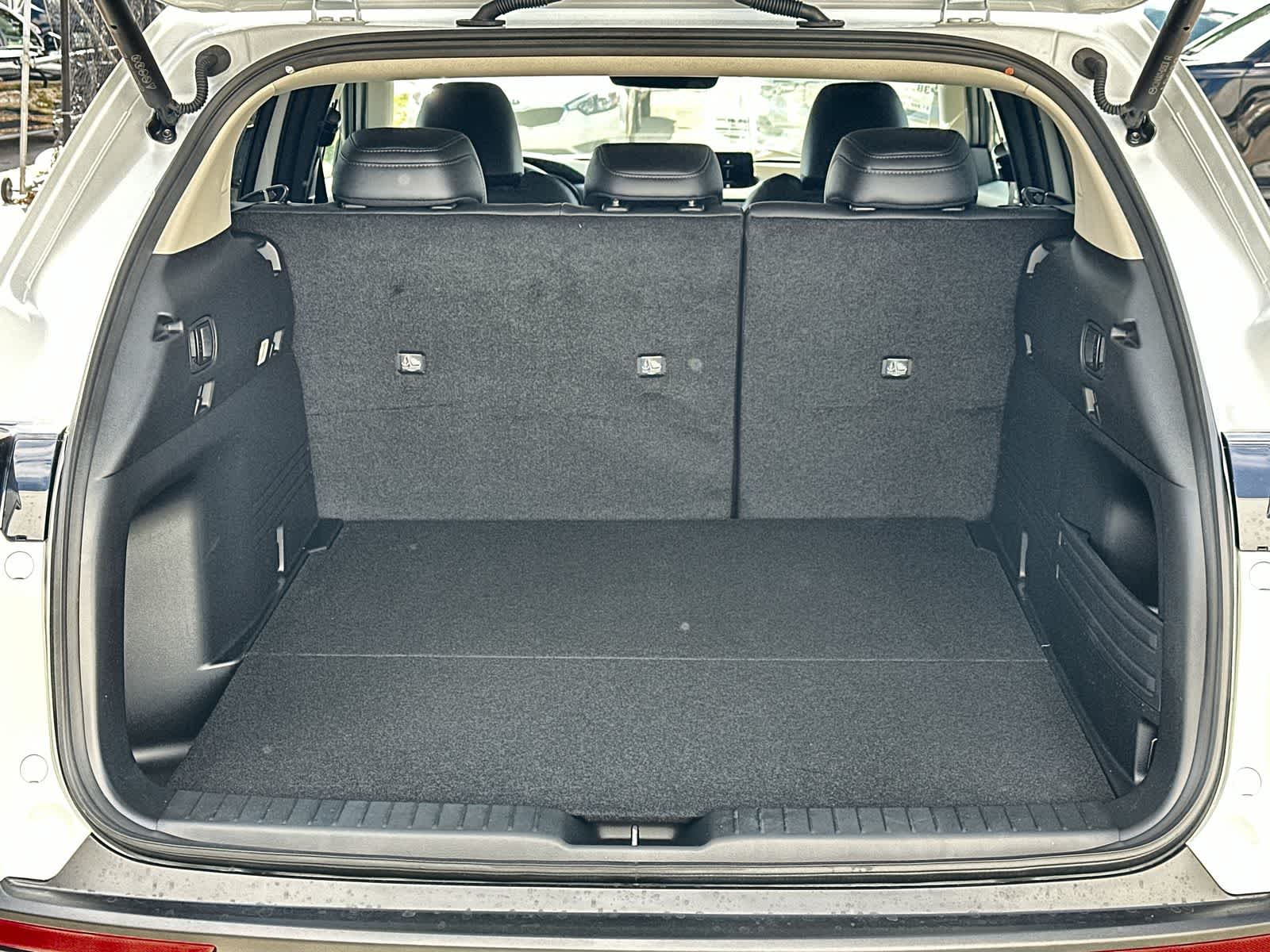 Thumbnail: 2026 Mazda CX-50 - 19