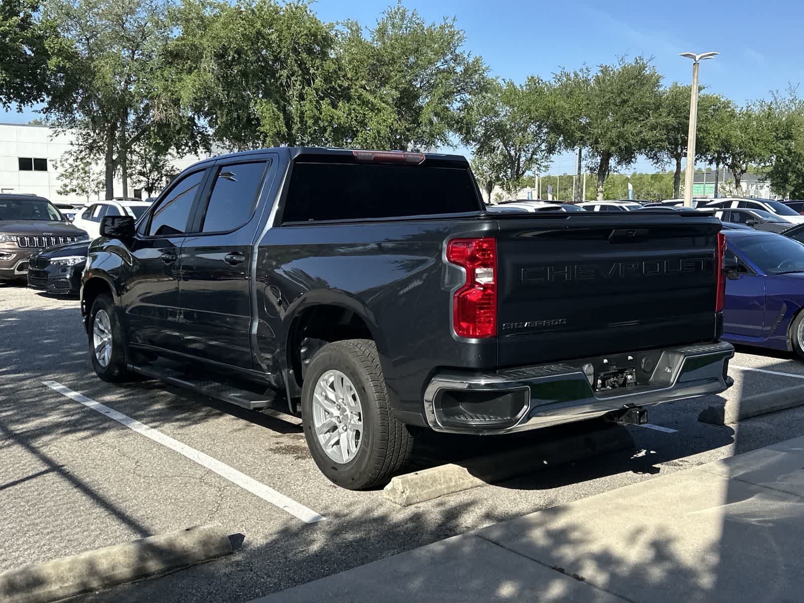 Thumbnail: 2019 Chevrolet Silverado 1500 - 6