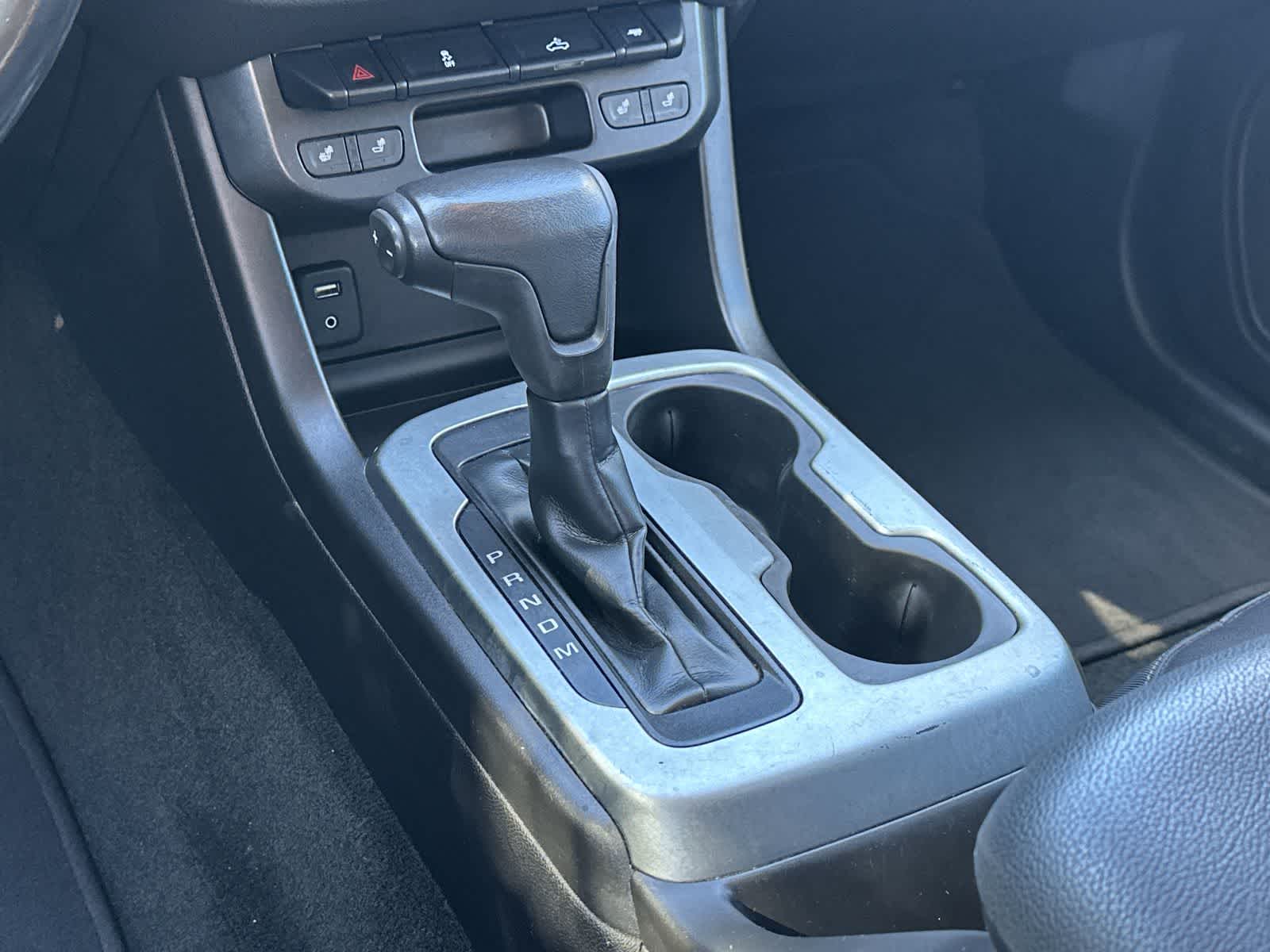 Thumbnail: 2016 Chevrolet Colorado - 16