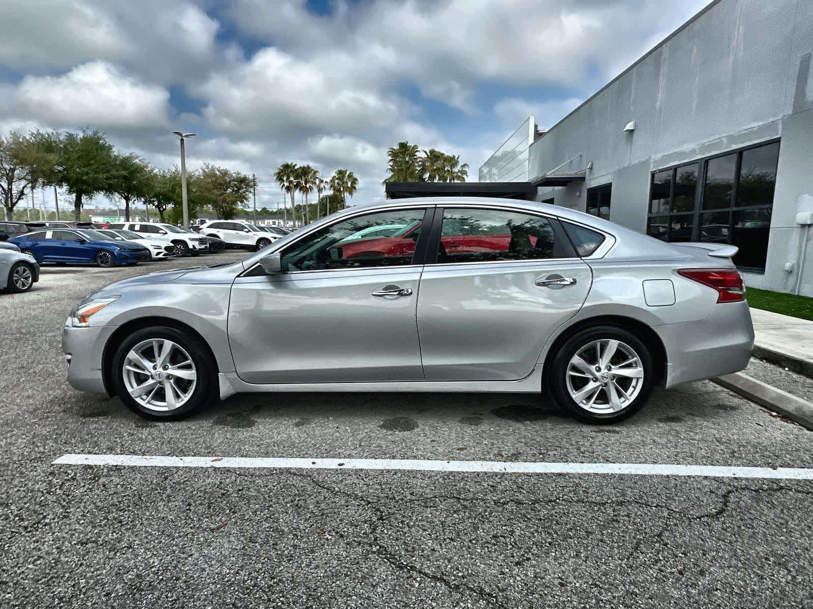 Thumbnail: 2013 Nissan Altima - 5