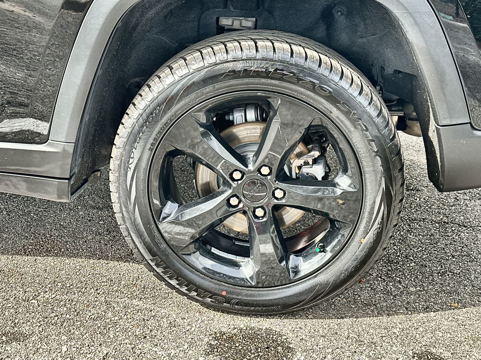 Thumbnail: 2023 Jeep Grand Cherokee - 8