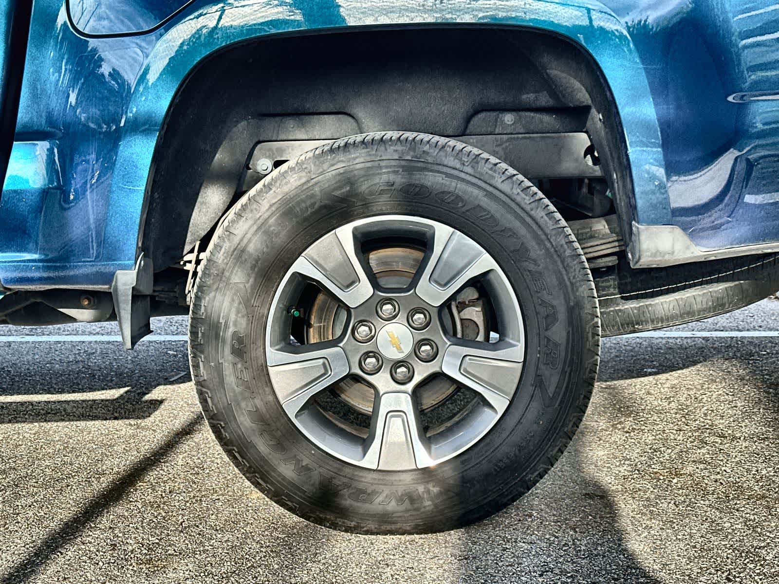 Thumbnail: 2019 Chevrolet Colorado - 8